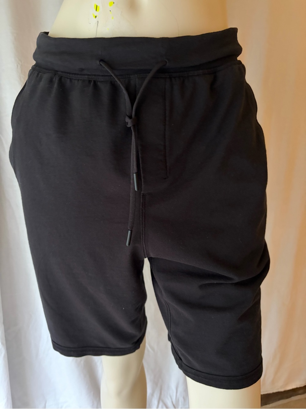 lululemon athletica Men's Black Athletic Drawstring Shorts